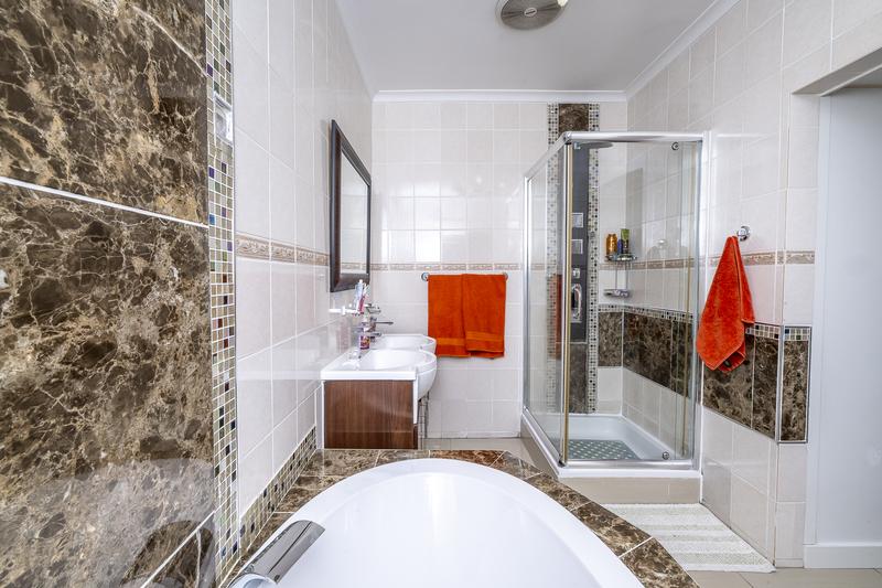 To Let 6 Bedroom Property for Rent in Kleinbron Estate Western Cape